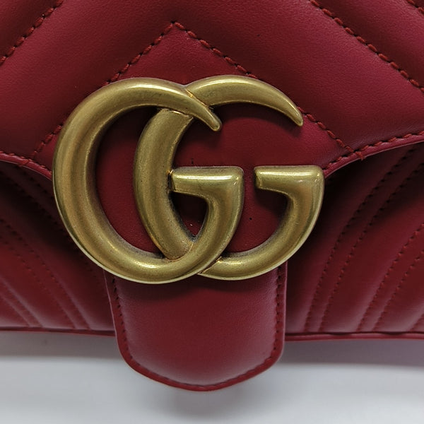 GG Marmont Mediano Piel de Becerro Roja