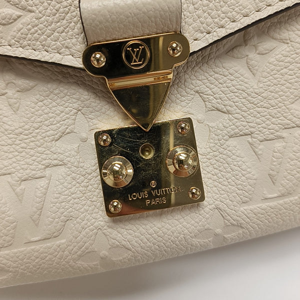 MÉTIS EAST WEST Monogram Calfskin Beige