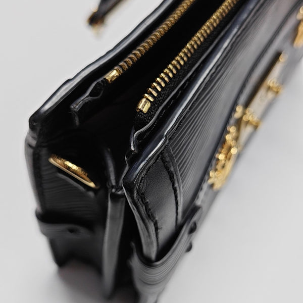 TRUNK Epi Black