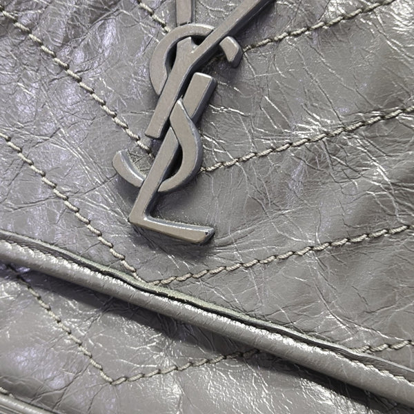 NIKI Small Chevron Calfskin Gray