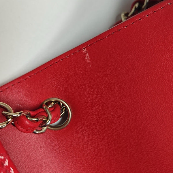 CLASSIC FLAP Mini Quilted Patent Leather Red