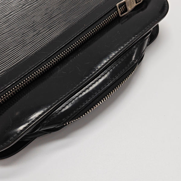 Epi Clutch Black