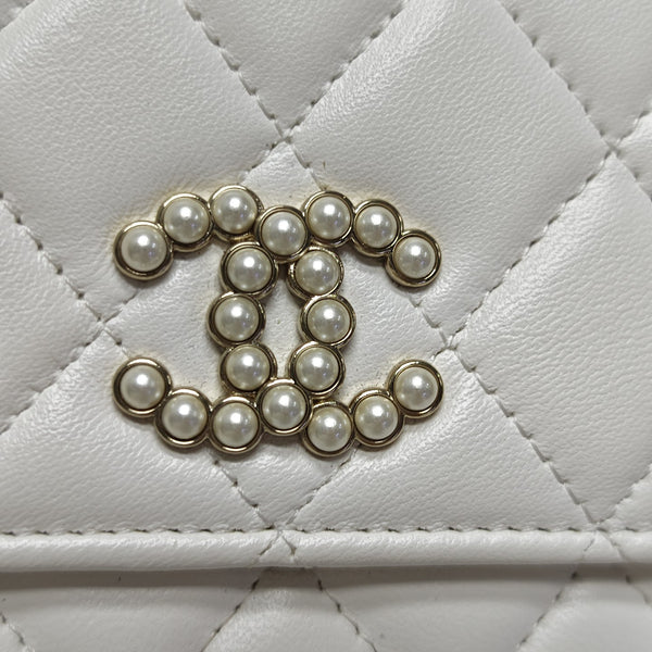 Quilted Lambskin Shoulder Bag White