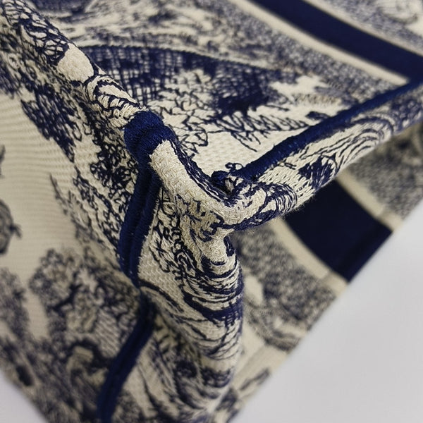 Book Tote Medium Canvas Blue
