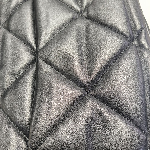 CHANEL 19 Medium Quilted Lambskin Black