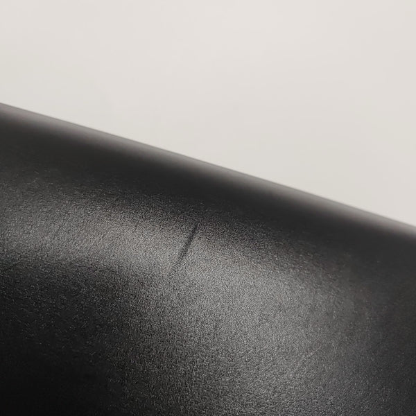 CLASSIC BOX Medium Calfskin Black