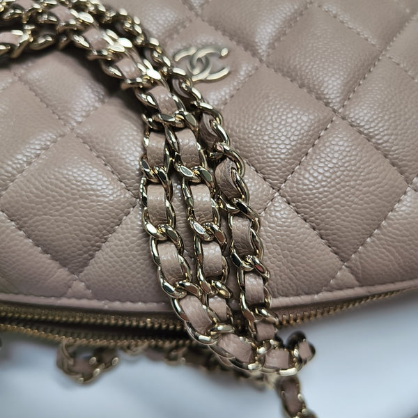 HOBO Quilted Grained Calfskin Beige