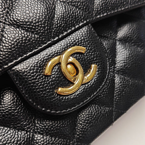 CLASSIC FLAP Jumbo Quilted Grained Calfskin Black