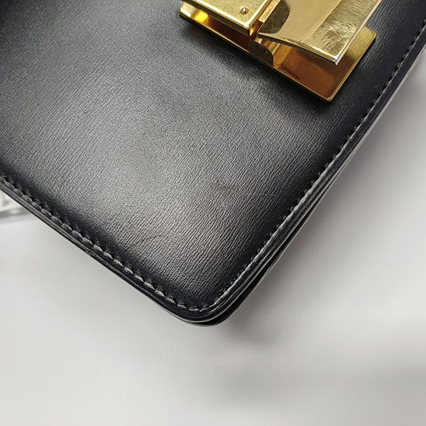 Authenticated pre-owned CLASSIC BOX Mini Calfskin Black - Shoulder Bag at Looply