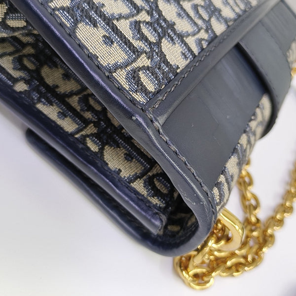 30 Montaigne Oblique Canvas Blue
