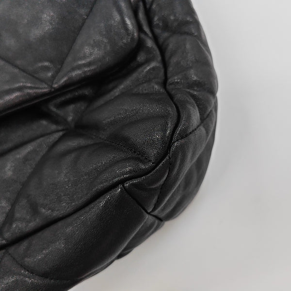 CHANEL 19 Maxi Quilted Lambskin Black