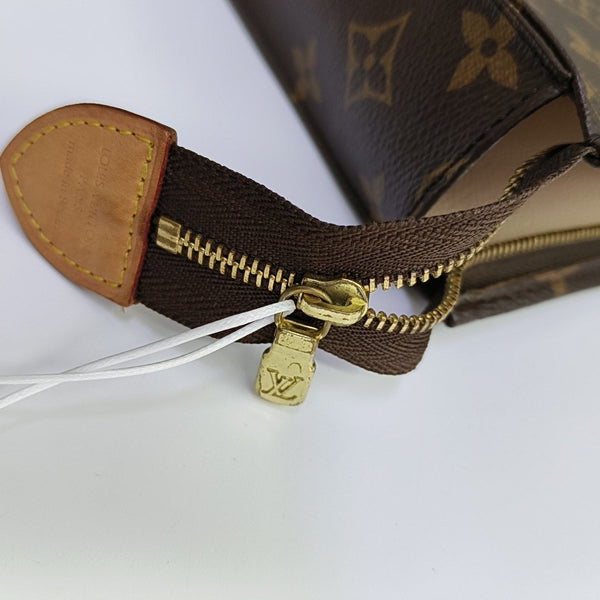 TOILET POCKET 19 Monogram Coated Canvas Brown