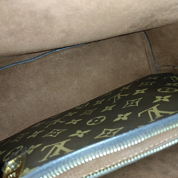 NÉONOÉ MM Monogram Coated Canvas Brown