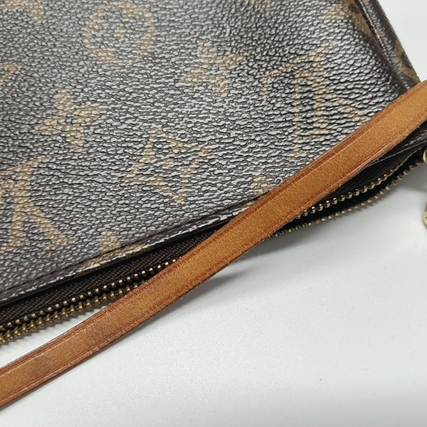 ACCESSOIRES Monogram Coated Canvas Brown