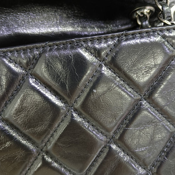 CLASSIC FLAP Small Quilted Calfskin Black