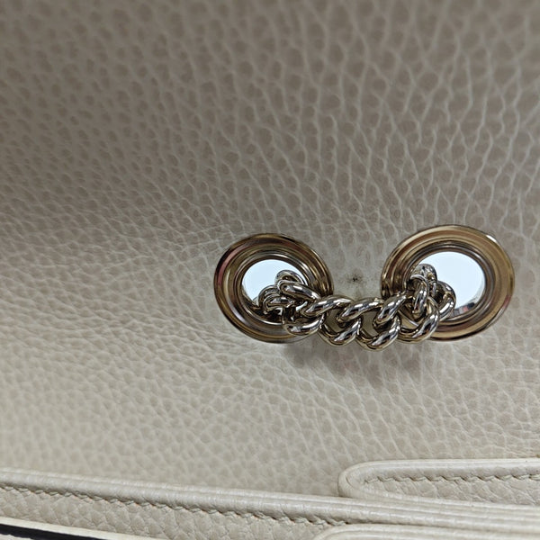 Interlocking G Large Calfskin Beige