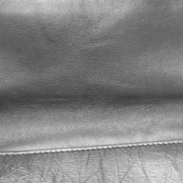 Crush Medium Calfskin Black