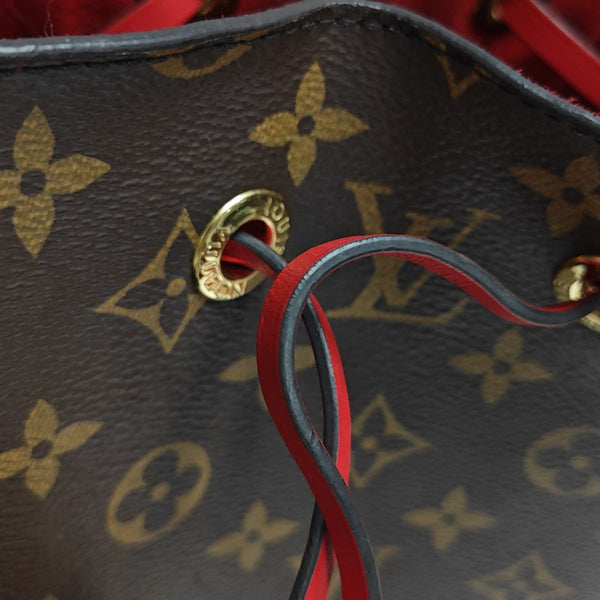 NÉONOÉ MM Monogram Coated Canvas Brown