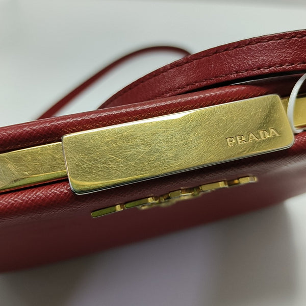 Light Frame Saffiano Calfskin Red