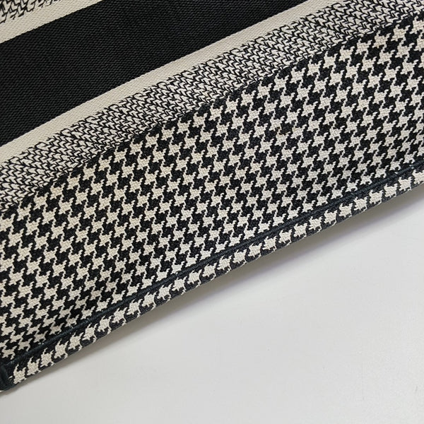 Book Tote Medium Canvas Multicolor
