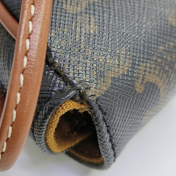 TRIANGLE Coated Canvas Brown