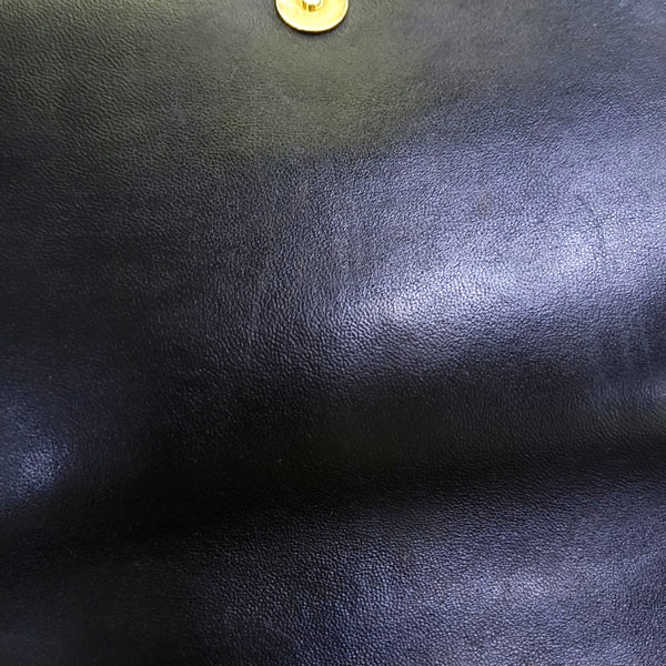 Authenticated pre-owned Lola Small Quilted Lambskin Black - Crossbody Bag at Looply