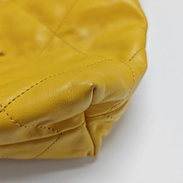 CHANEL 22 Small Quilted Calfskin Yellow