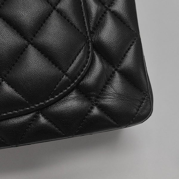 CLASSIC FLAP Mini Quilted Lambskin Black
