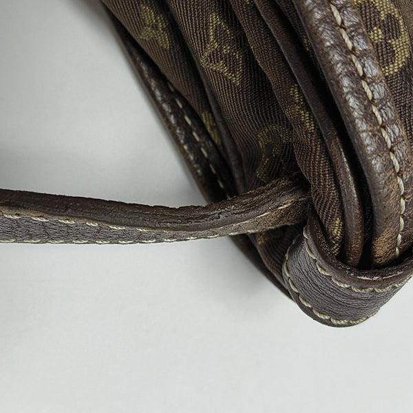 SAUMUR 28 Monogram Canvas Brown