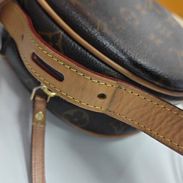 BOITE CHAPEAU PM Monogram Coated Canvas Brown