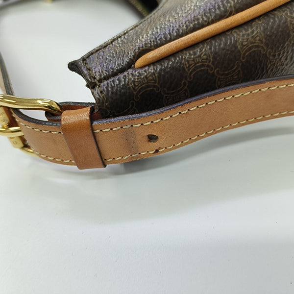 AVA Medium Coated Canvas Brown