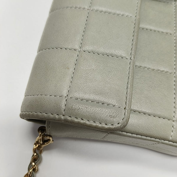 CHOCOLATE BAR Quilted Lambskin Gray