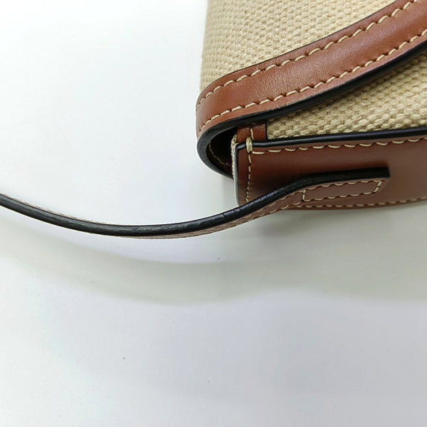 Authenticated pre-owned TRIOMPHE Fabric Beige - Shoulder Bag at Looply