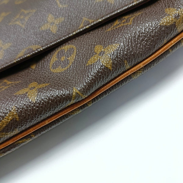 MUSETTE TANGO Lona Revestida con Monogram Marrón