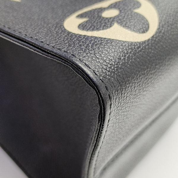 ONTHEGO MM Monogram Calfskin Black