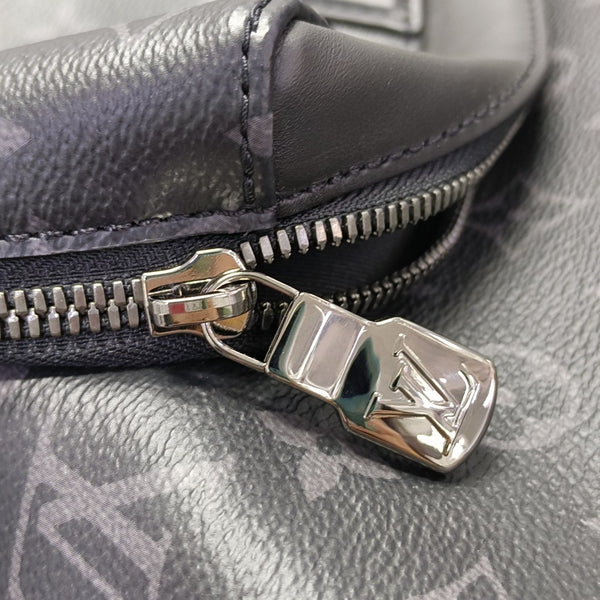 DISCOVERY PM Monogram Coated Canvas Black