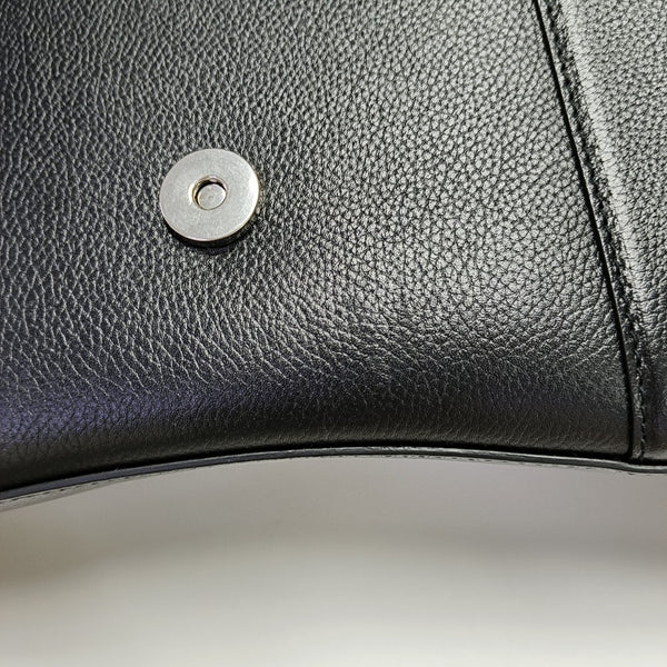 Hourglass Small Calfskin Black