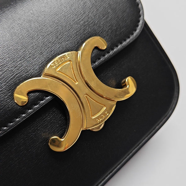 Authenticated pre-owned TRIOMPHE Mini Calfskin Black - Belt Bag at Looply