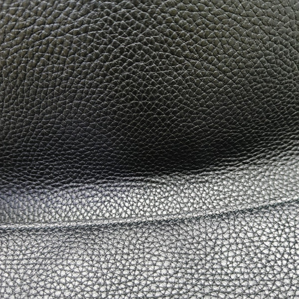 Authenticated pre-owned Soho Calfskin Black - Shoulder Bag at Looply