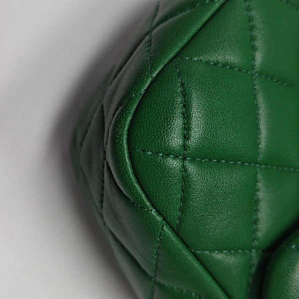 IN SEOUL Quilted Lambskin Green