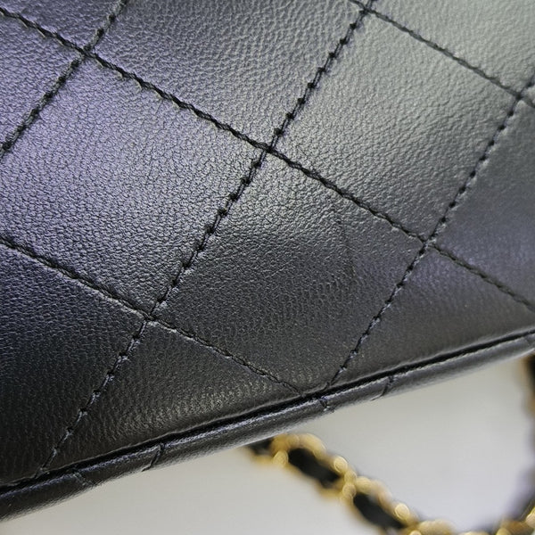 CLASSIC FLAP Small Quilted Lambskin Black