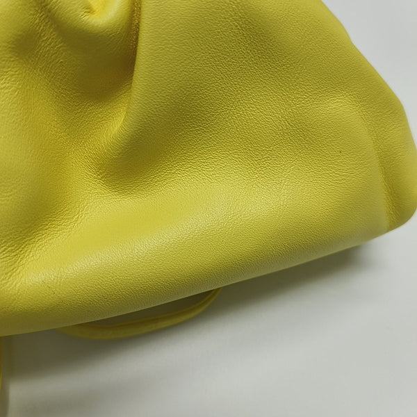 The Pouch Calfskin Yellow