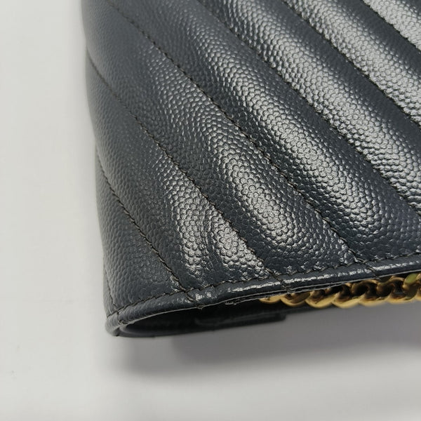 MONOGRAM Medium Chevron Calfskin Gray