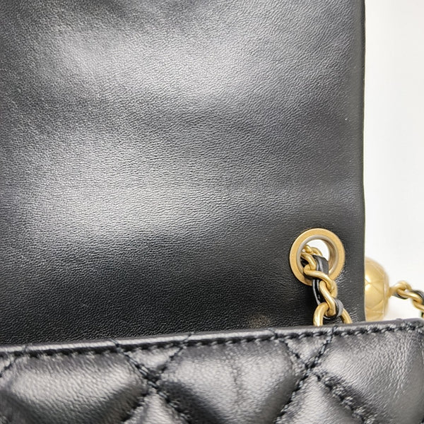 CLASSIC FLAP Mini Quilted Lambskin Black