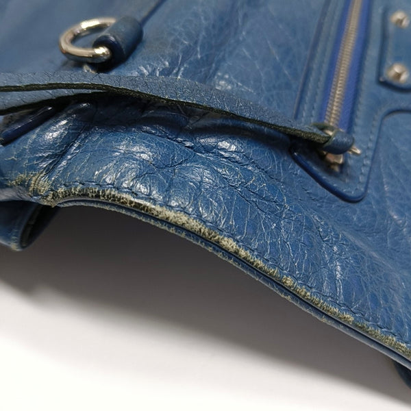 Authenticated pre-owned Classic City Lambskin Blue - Crossbody Bag at Looply