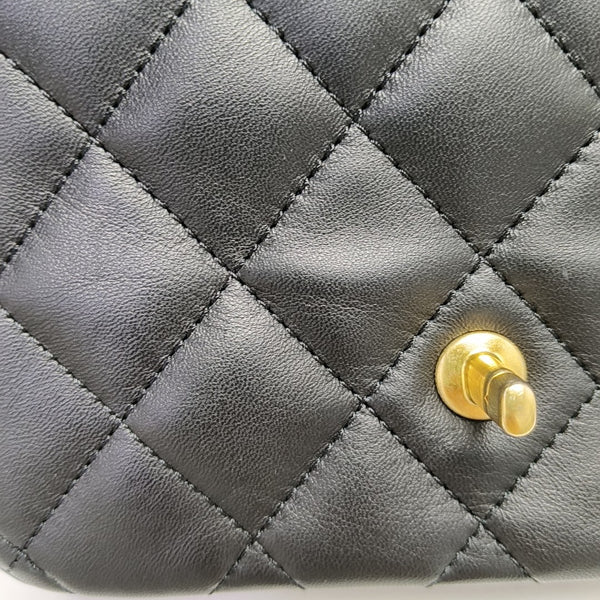 Authenticated pre-owned CLASSIC FLAP Small Quilted Lambskin Black - Shoulder Bag at Looply