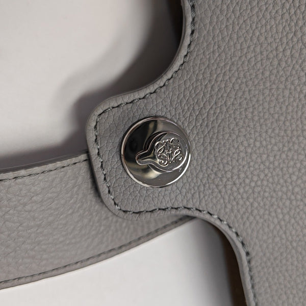 Pebble Bucket Mini Calfskin Gray