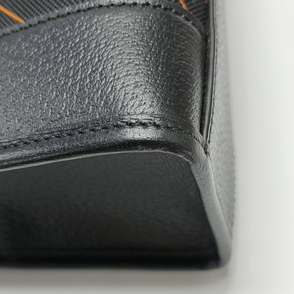 Canvas Black