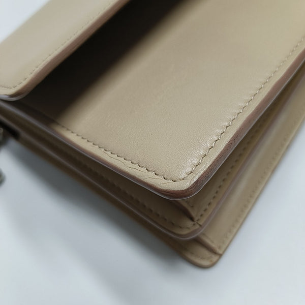 CASE Calfskin Beige