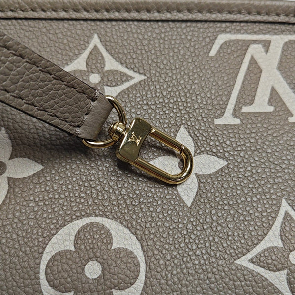 DIANE Nano Monogram Calfskin Gray